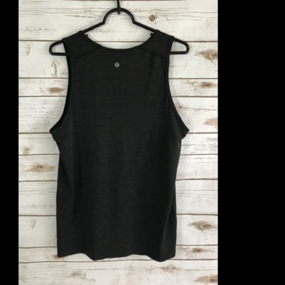 LuluLemon Black “Can’t Score Without Goals” vent tech tank top Size S